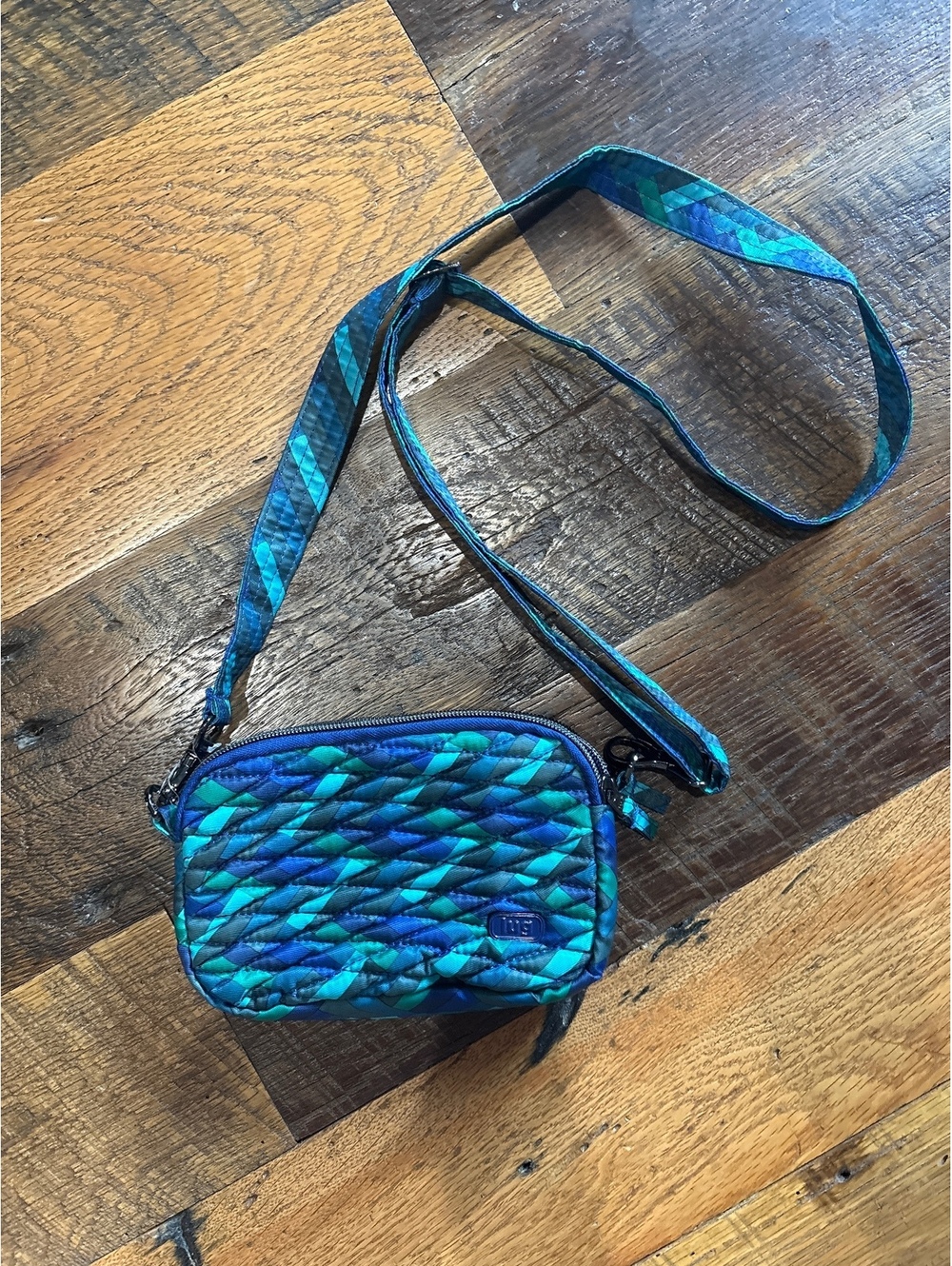 Lug Coupe convertible crossbody blue nwot green chevron